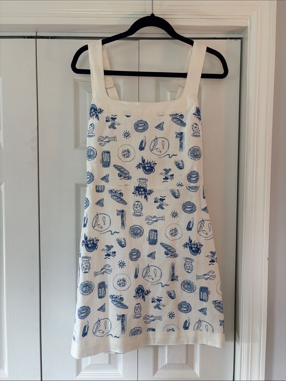 Abercrombie & Fitch White Dress with Blue Print